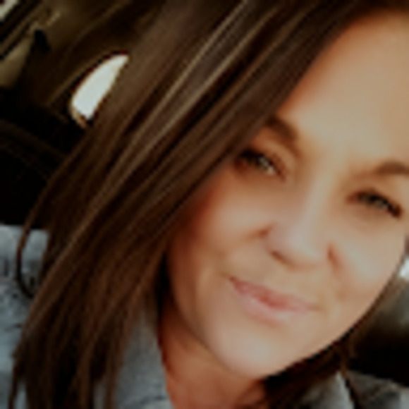 Meet your Posher, Shelley - Picture 1 of 1